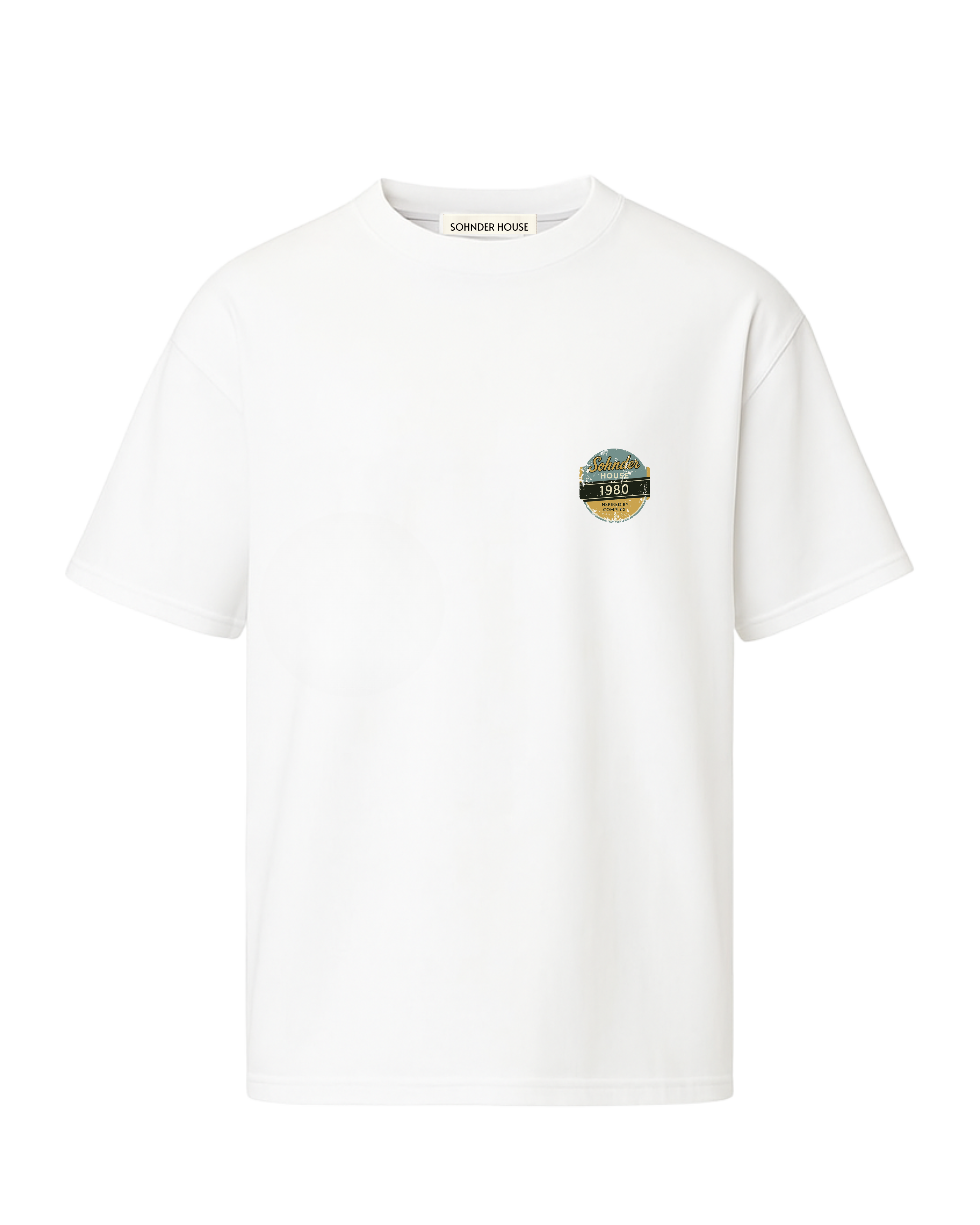 White semi oversize t shirt